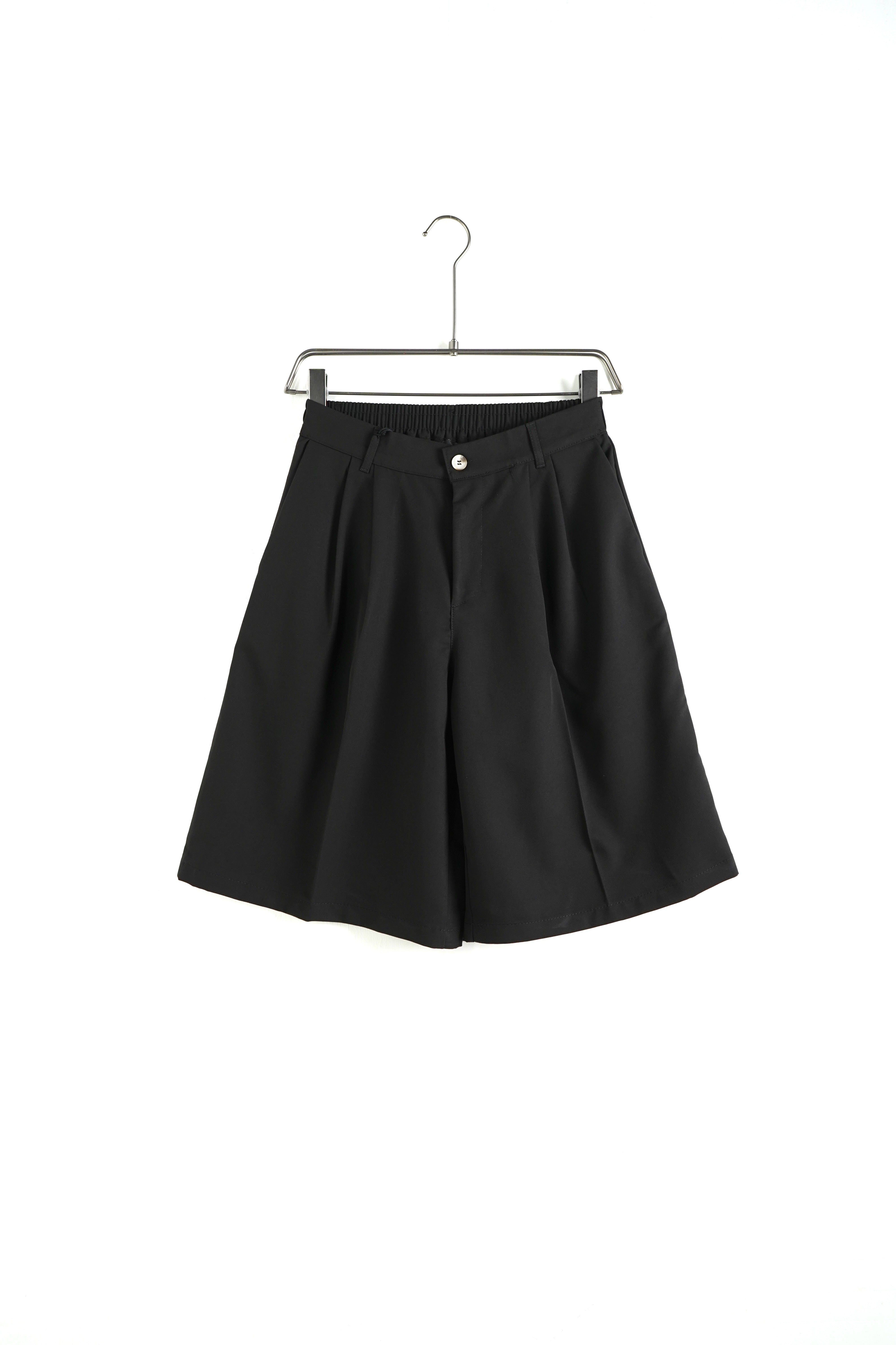 Bermuda Essential Nero - Streetwear Urban