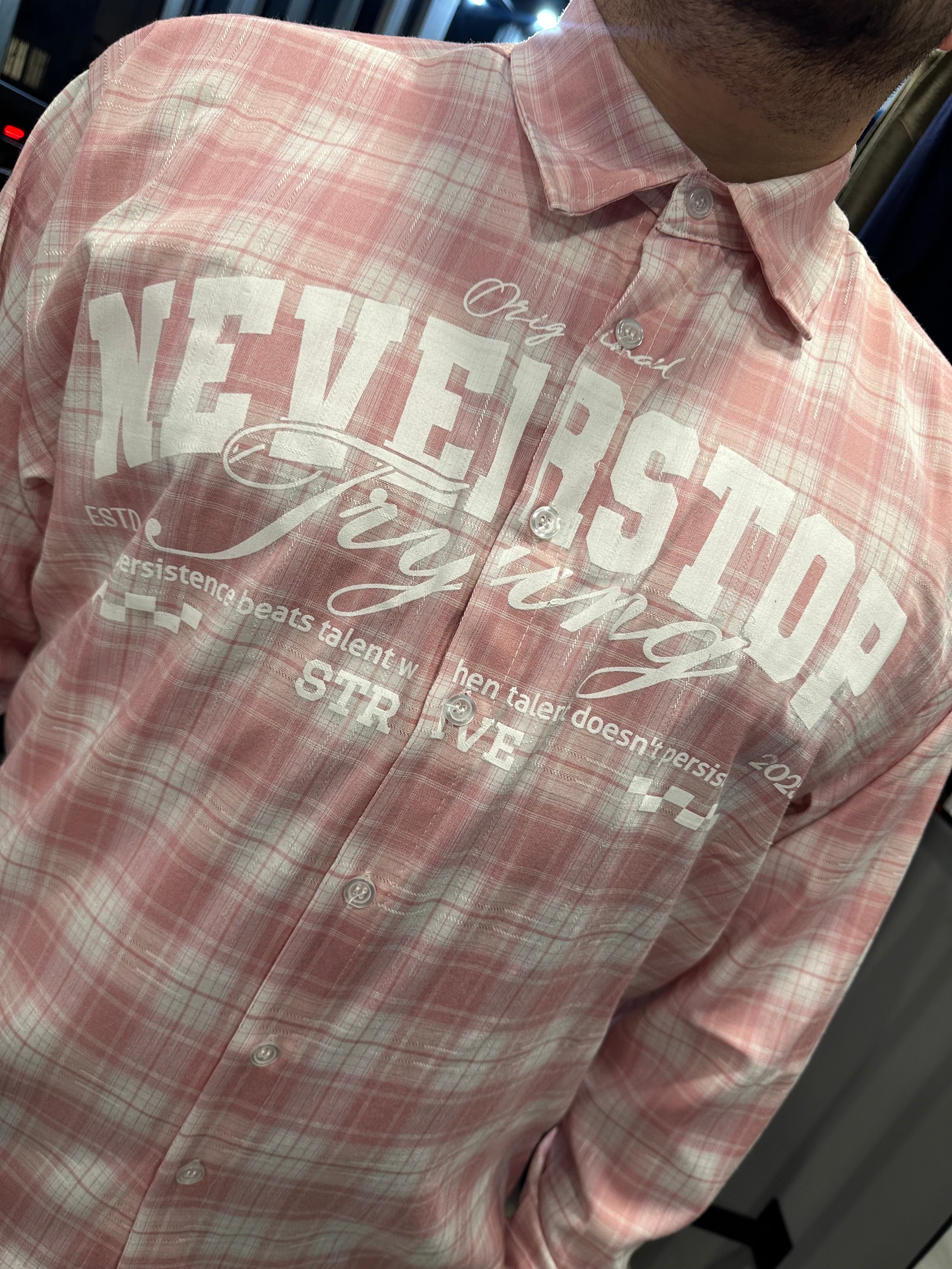 Camicia Neverstop Rosa - Freschezza e Stile Contemporaneo