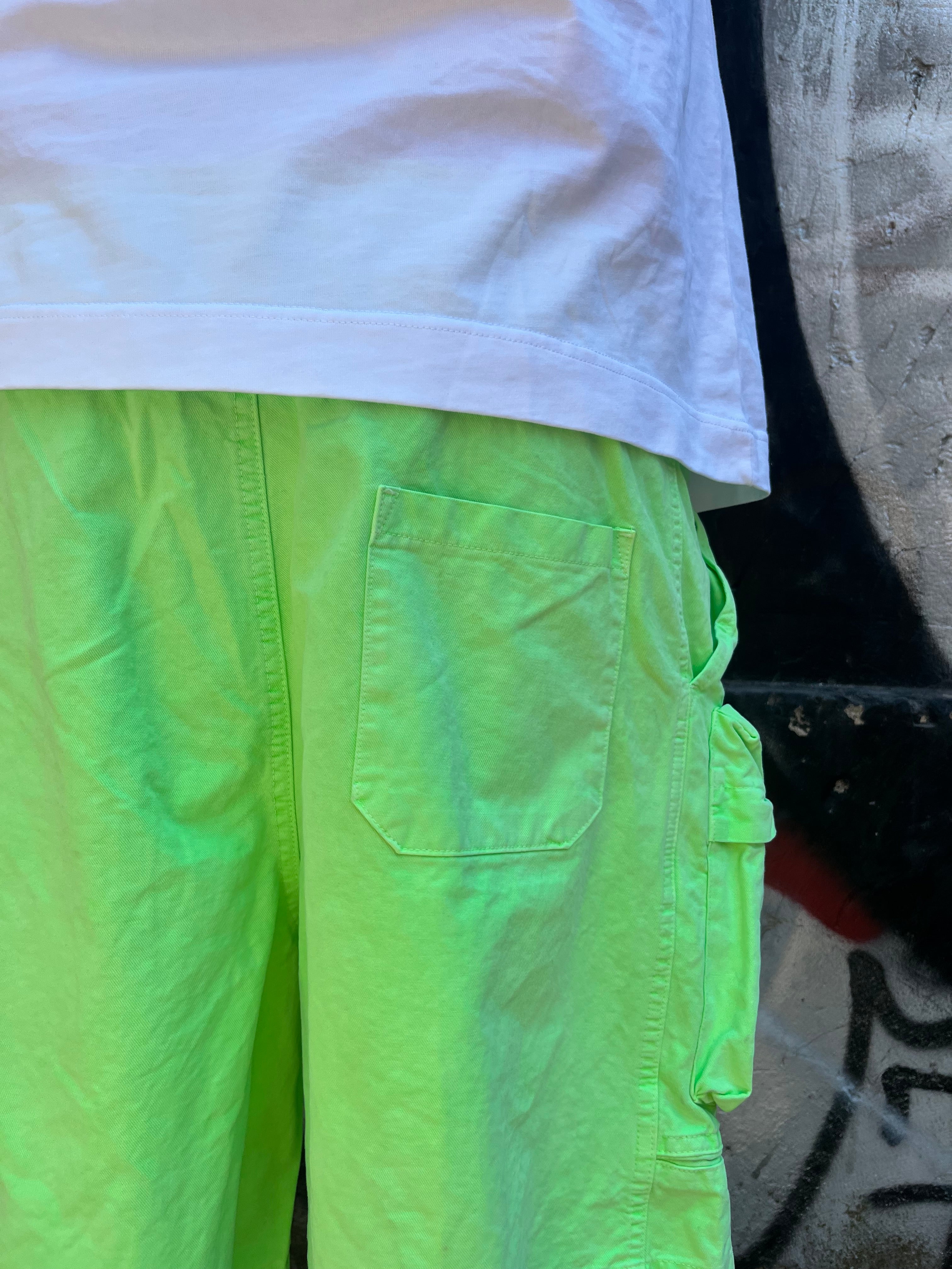 cargo fluo verde