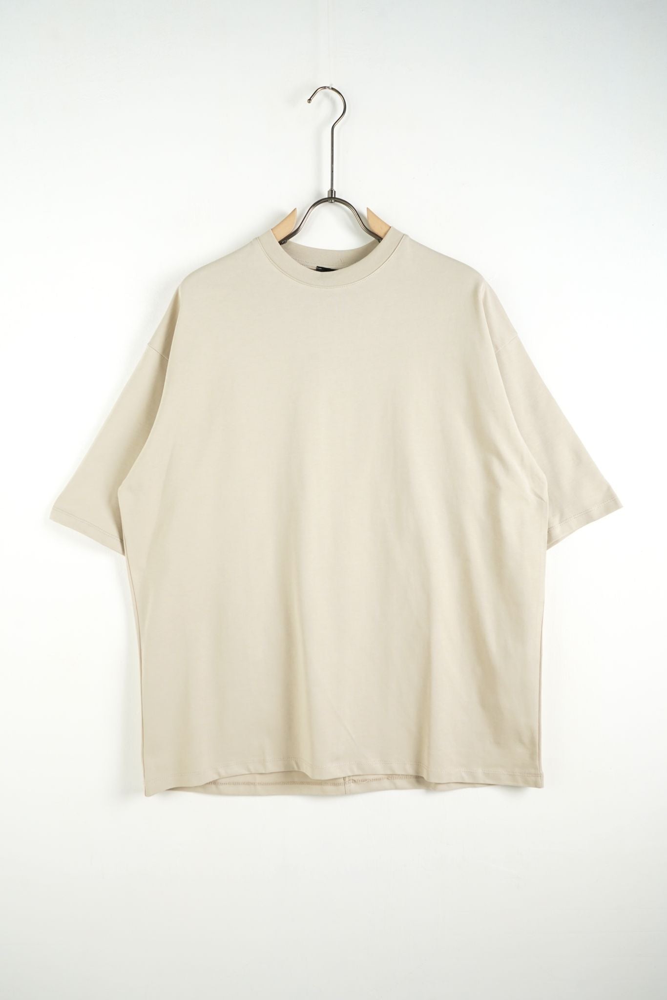 T-shirt Oversize Line Beige - Urban Graphic Streetwear