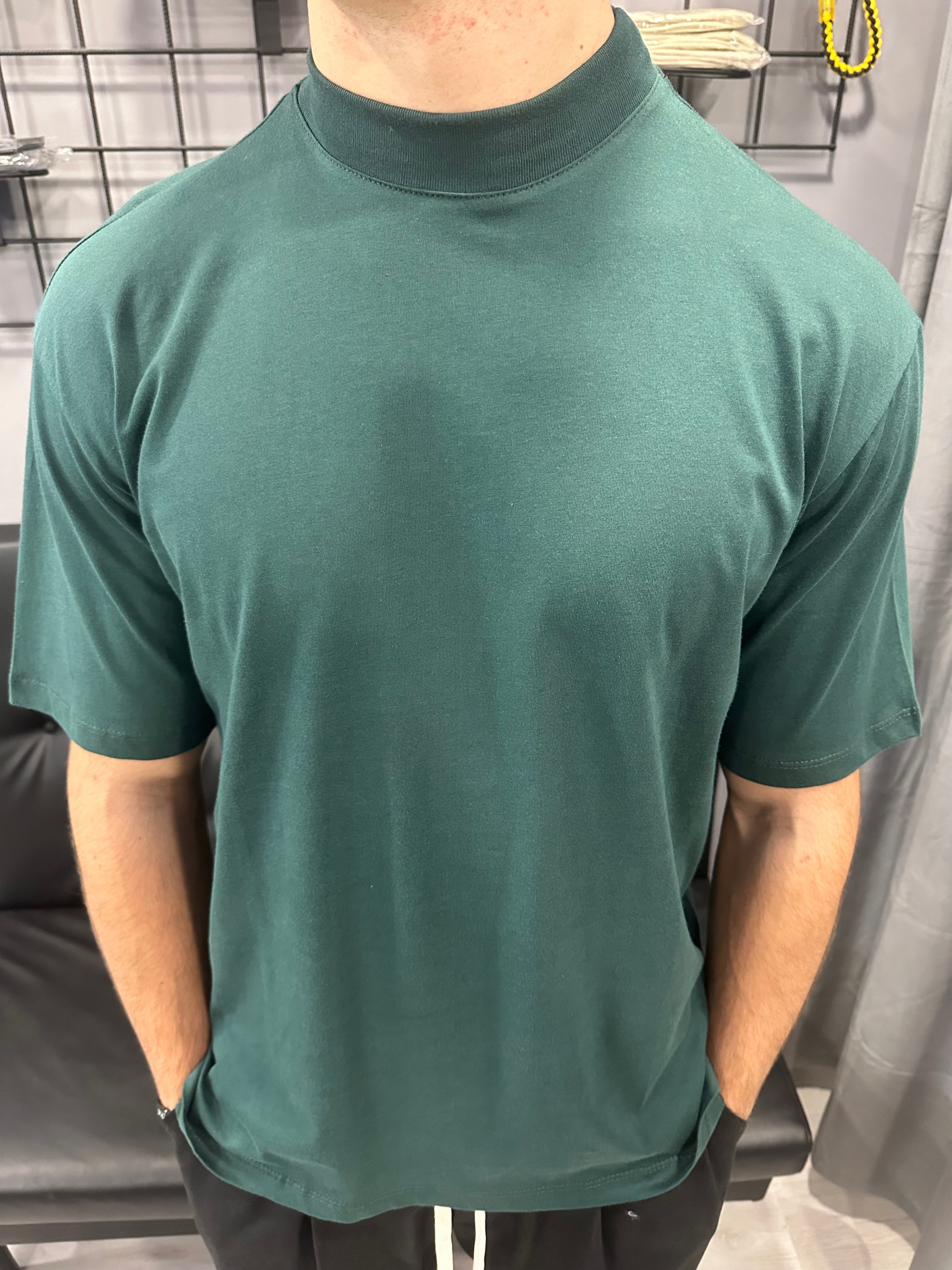 T-shirt collo alto verde G