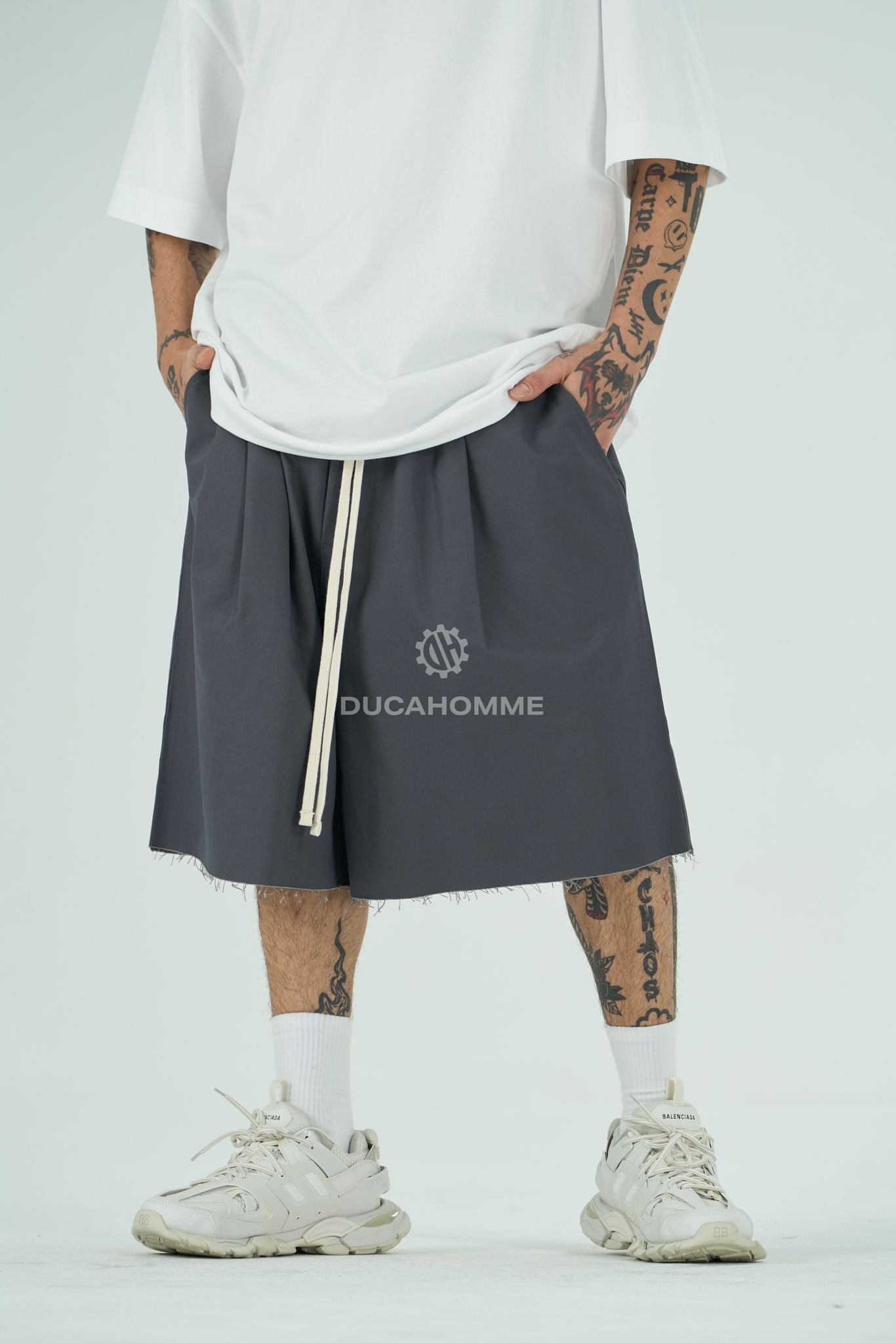 Pantaloncino Monocolore Taglio Vivo Grigio scuro | Urban Summer | TAZIMSHOP