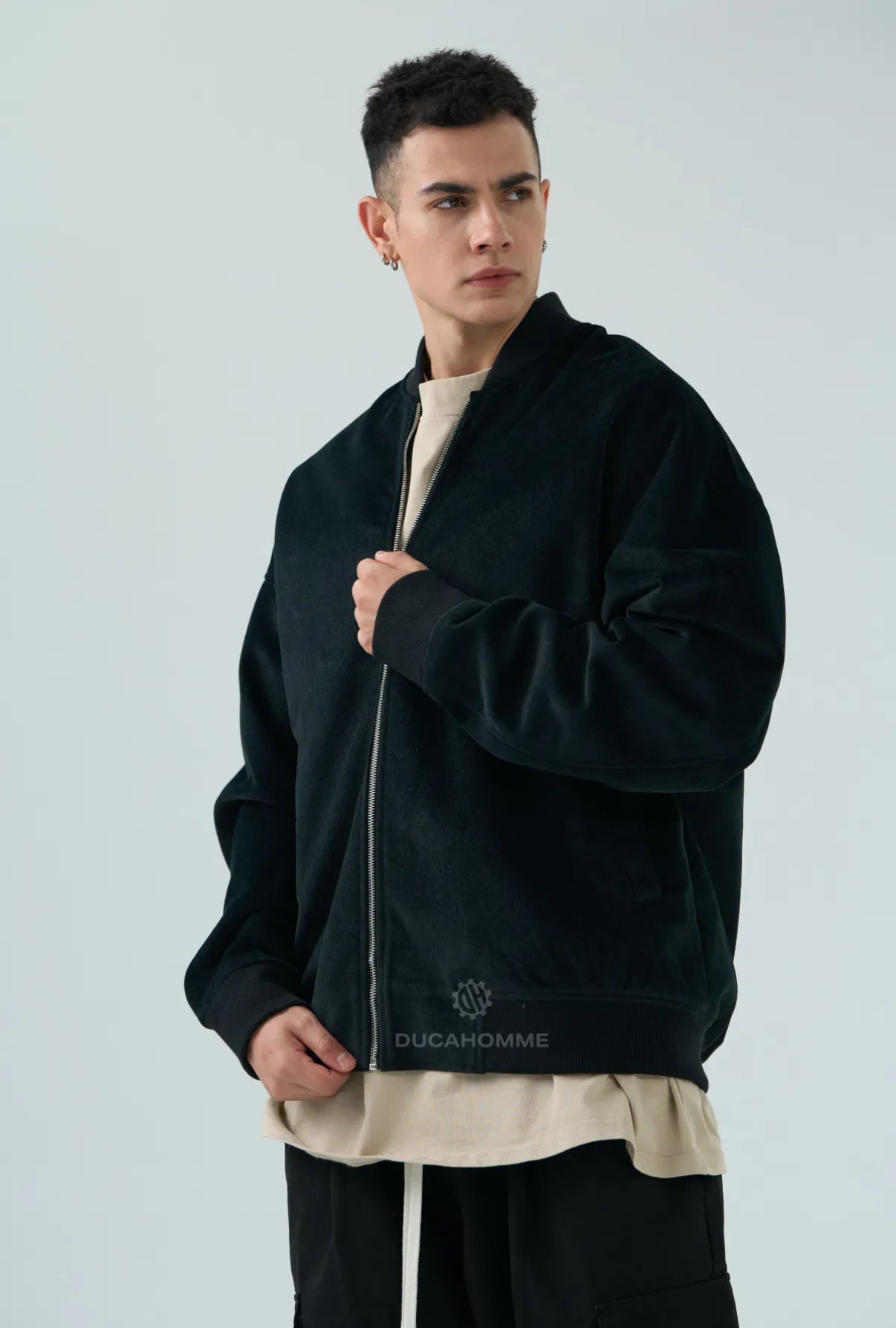 Bomber in velluto nero
