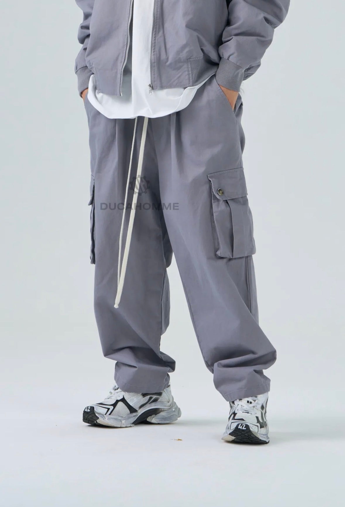 pantaloni cargo oversize grigio