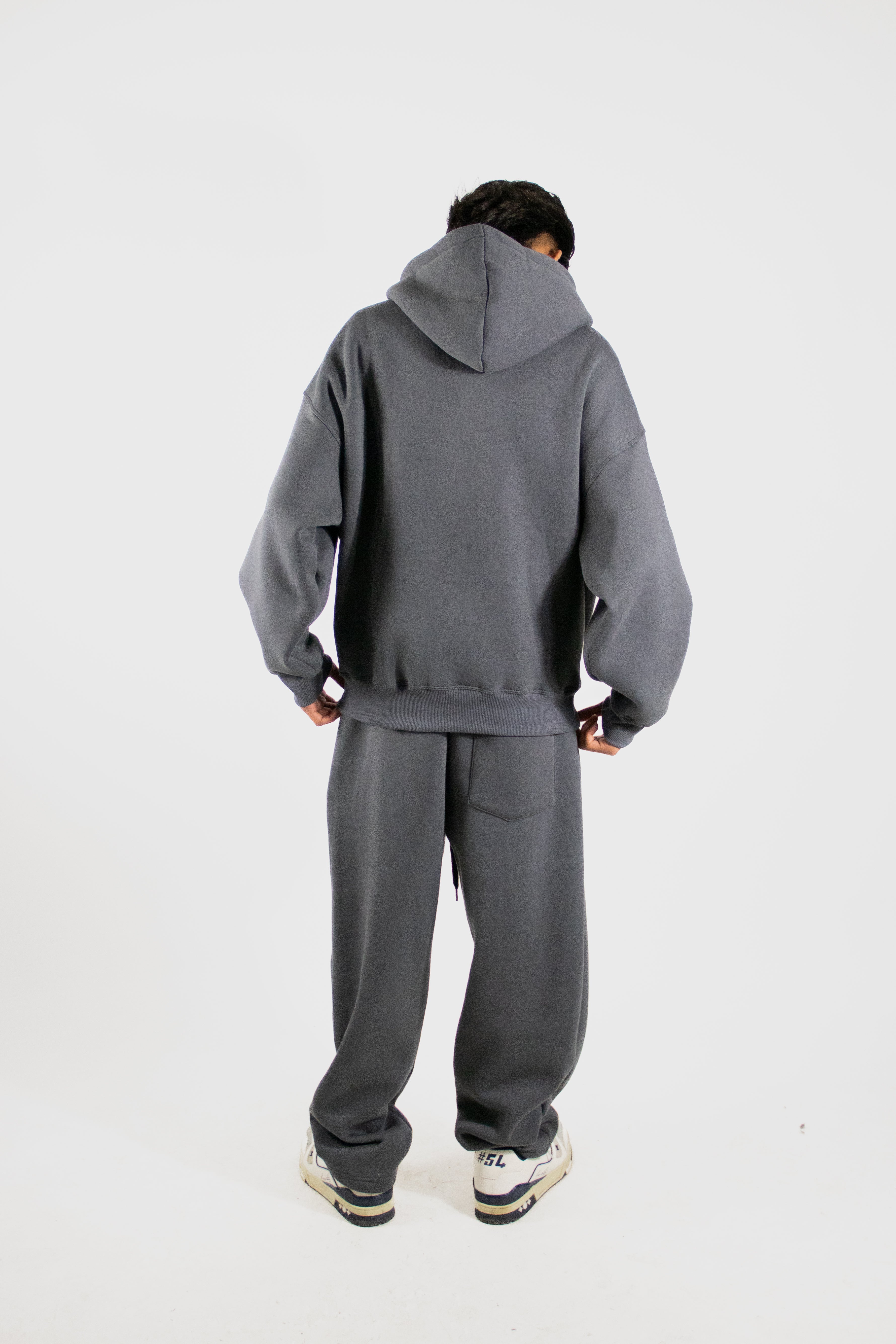 Tuta iron grigio vestibilità semi over