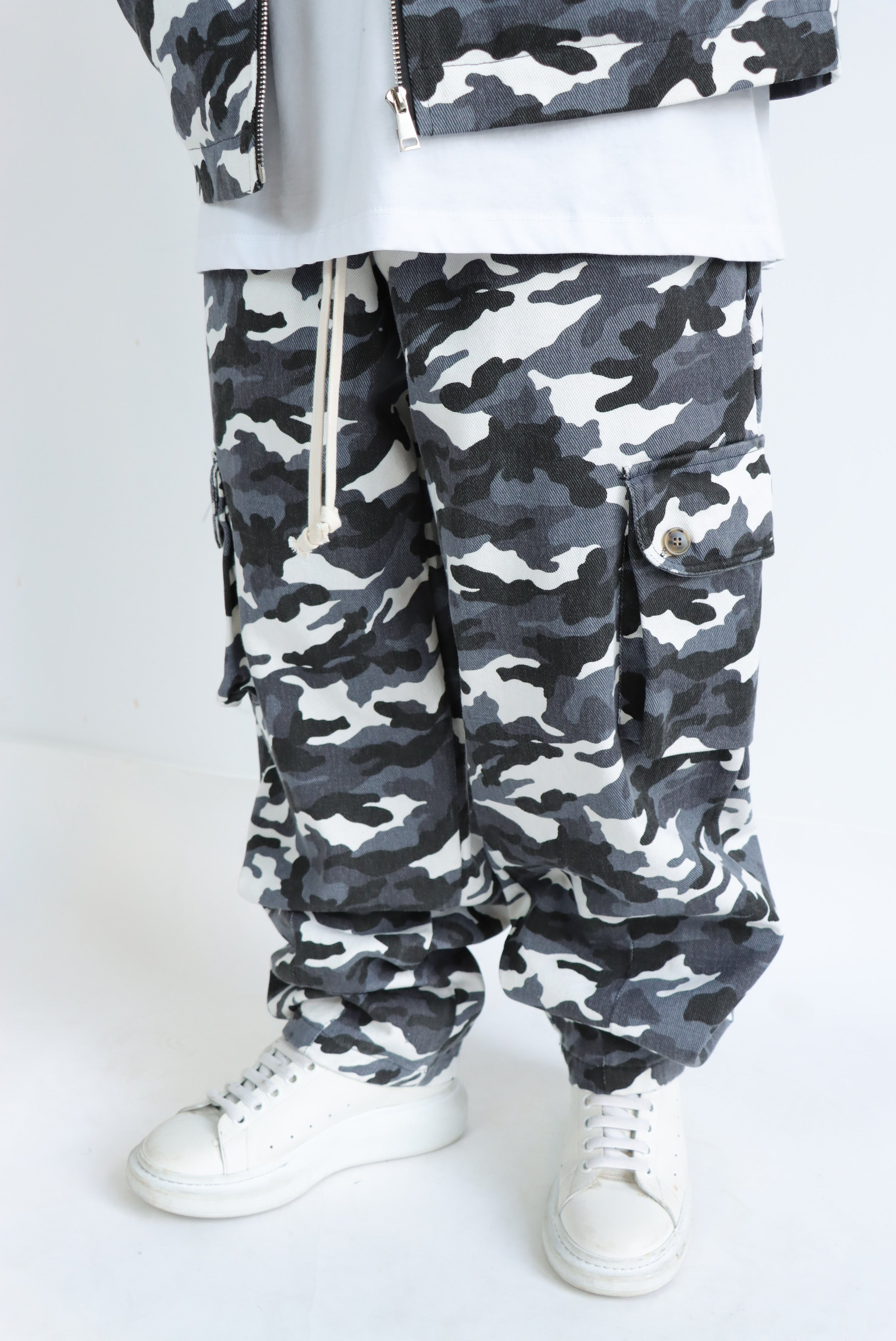 cargo military Grigio