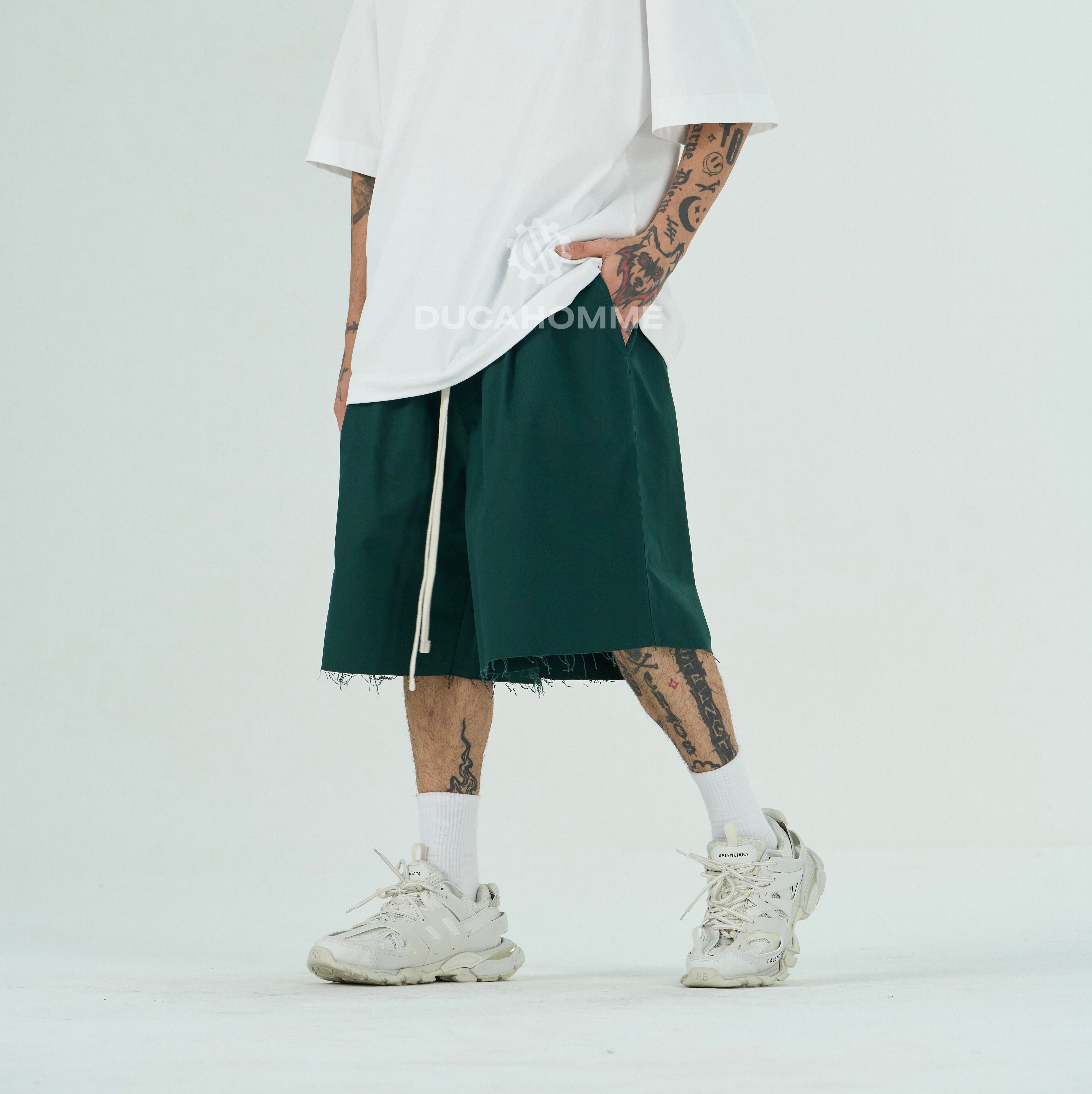 Pantaloncino Monocolore Taglio Vivo Verde Scuro | Urban Summer | TAZIMSHOP